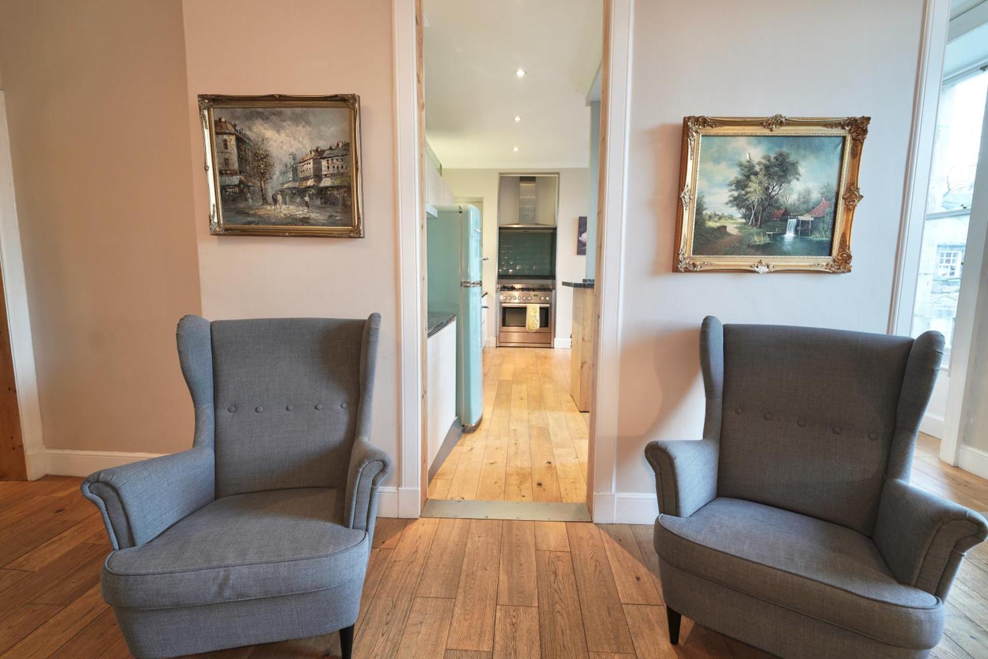 Spacious 2 Bed Apt Next To Royal Mile & Waverley EDI Kültér fotó