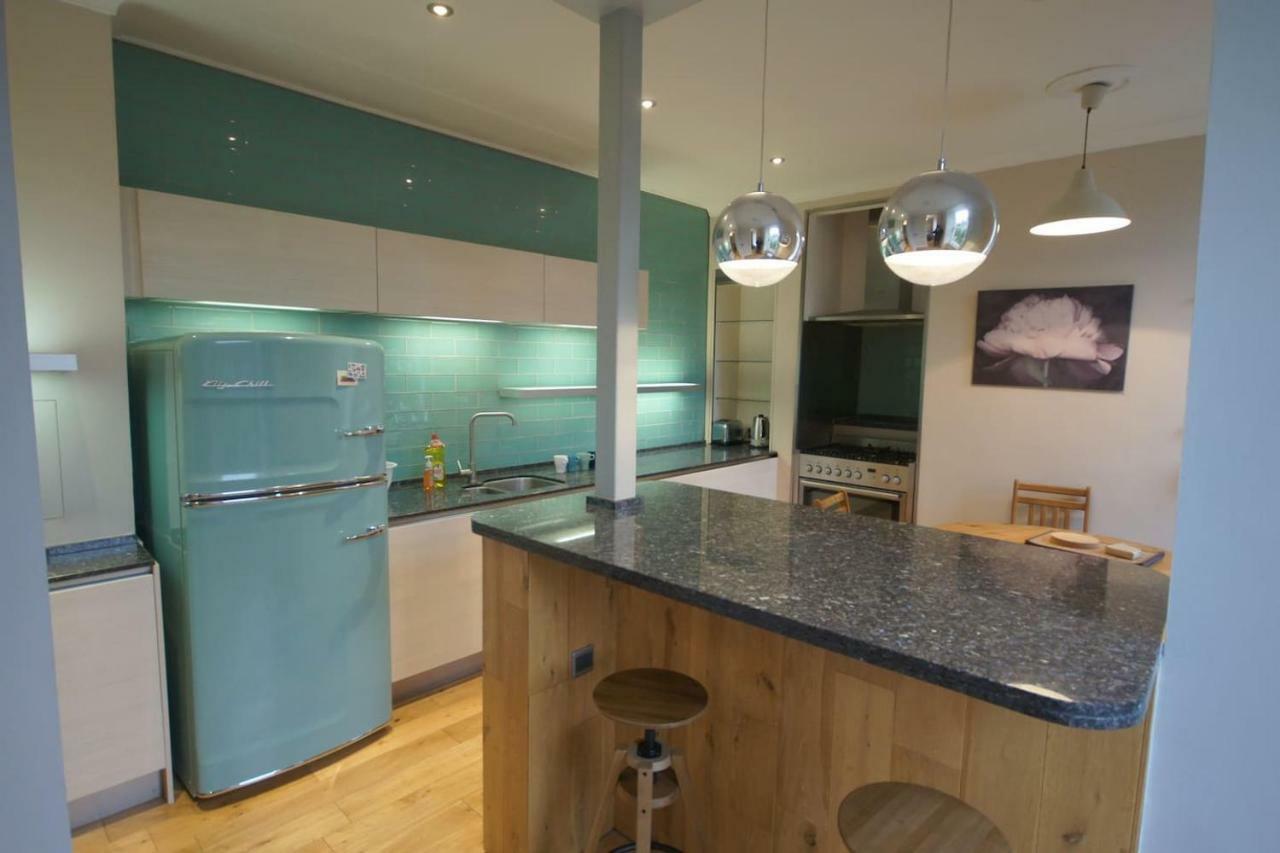 Spacious 2 Bed Apt Next To Royal Mile & Waverley EDI Kültér fotó