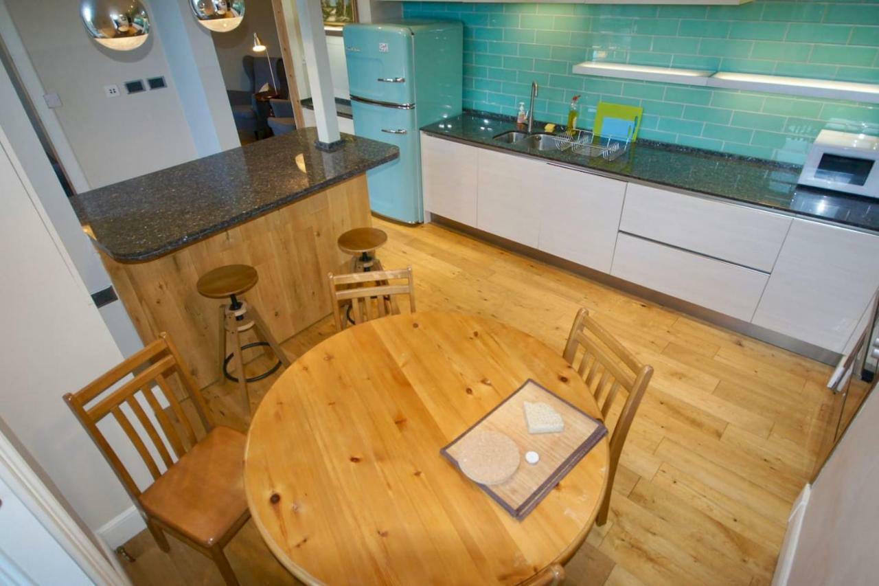 Spacious 2 Bed Apt Next To Royal Mile & Waverley EDI Kültér fotó