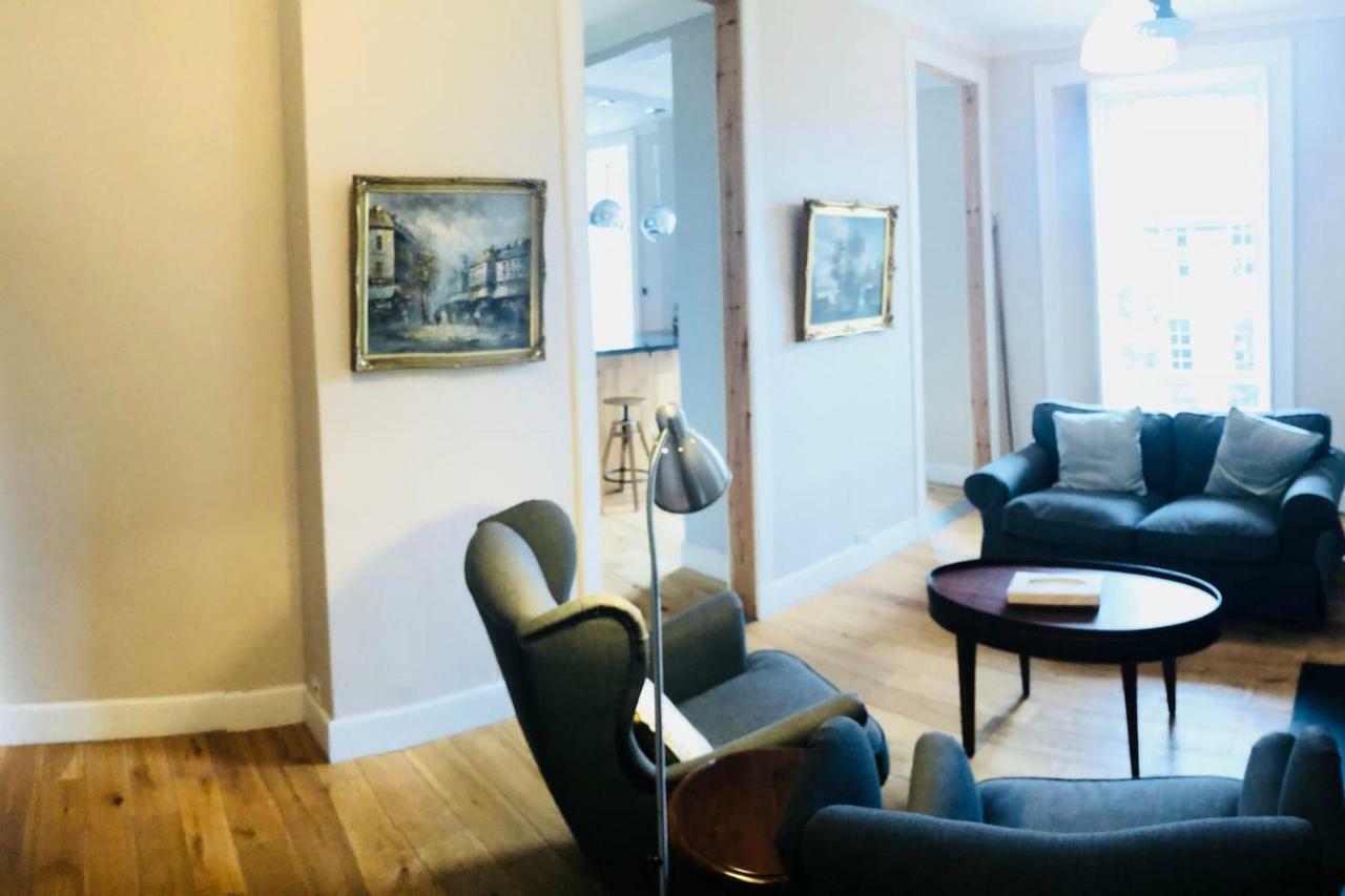 Spacious 2 Bed Apt Next To Royal Mile & Waverley EDI Kültér fotó